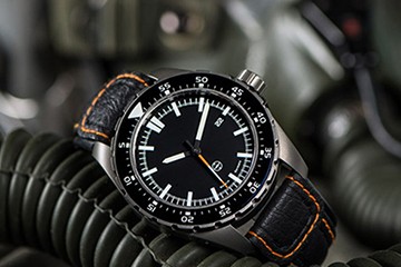 武汉百达翡丽表官方售后洗油