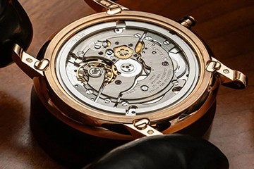 武汉百达翡丽手表有水珠维修